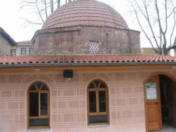 Hacı Özbek Camii